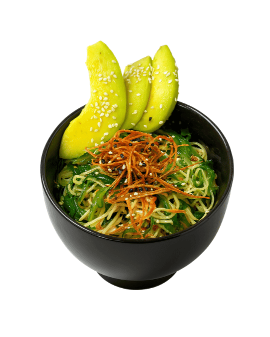 Neptuno — Ensalada de cangrejo, wakame, aguacate, crocante de cangrejo y ajonjolí.